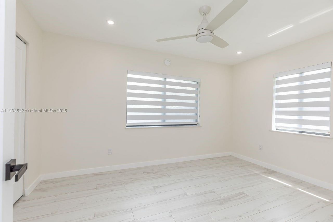 5641 SW 67th Ave, South Miami, FL 33143 Photo