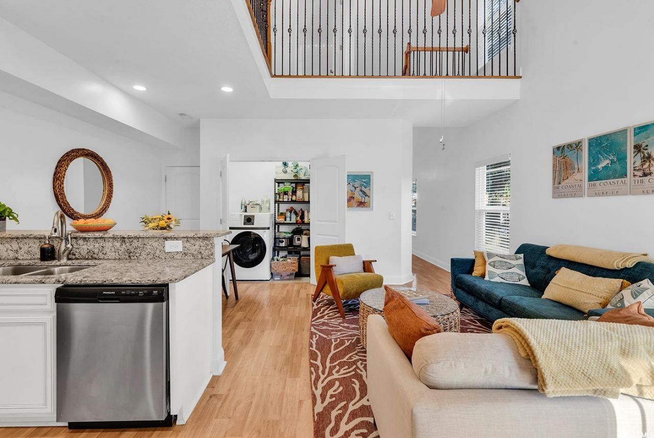 327 A&b Sparrow Dr. Photo 6