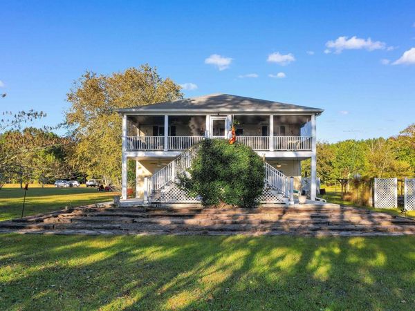 280 Mary George Ln., Georgetown, SC 29440