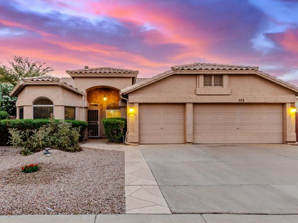 572 N KINGSTON Street, Gilbert, AZ 85233