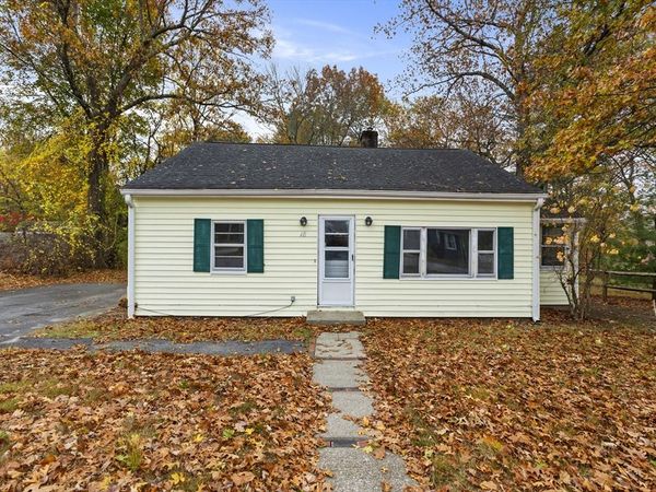 18 Long Lake Road, Littleton, MA 01460