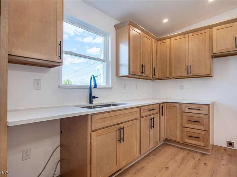 950 Beech Street, Newcomerstown, OH 43832 Photo 17