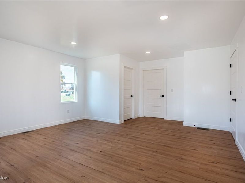 950 Beech Street, Newcomerstown, OH 43832 Photo 25