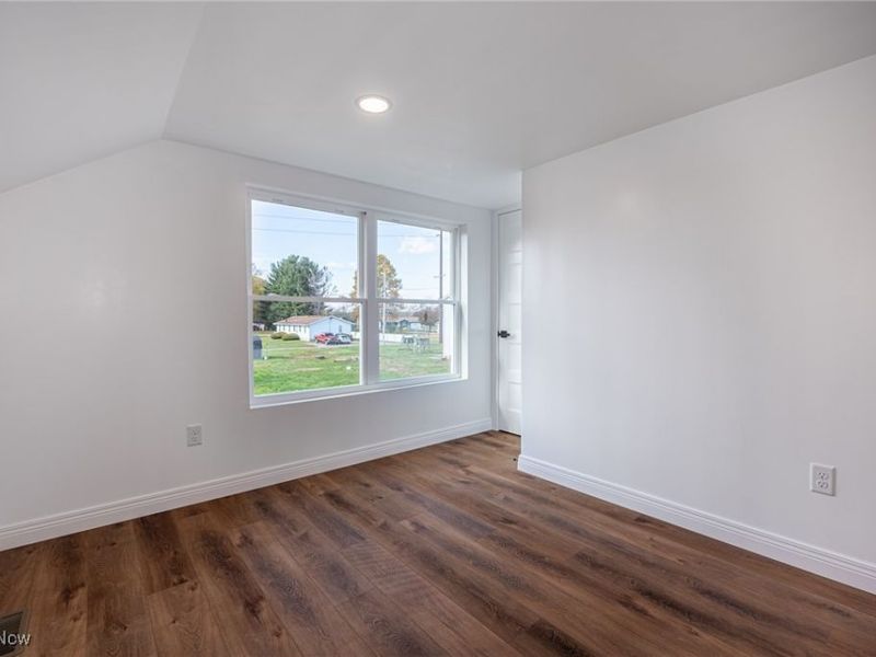 950 Beech Street, Newcomerstown, OH 43832 Photo 32