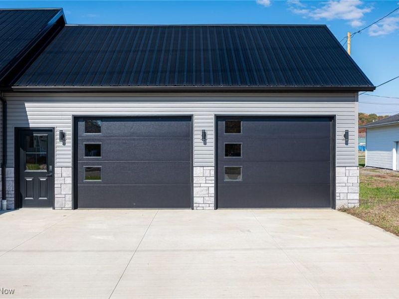 950 Beech Street, Newcomerstown, OH 43832 Photo 9