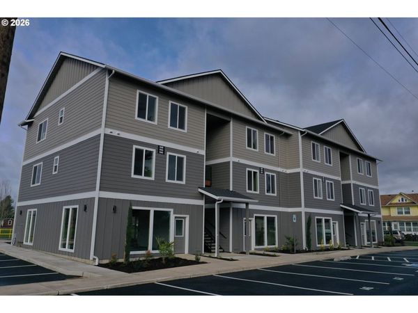 600 4TH ST, Gervais, OR 97026