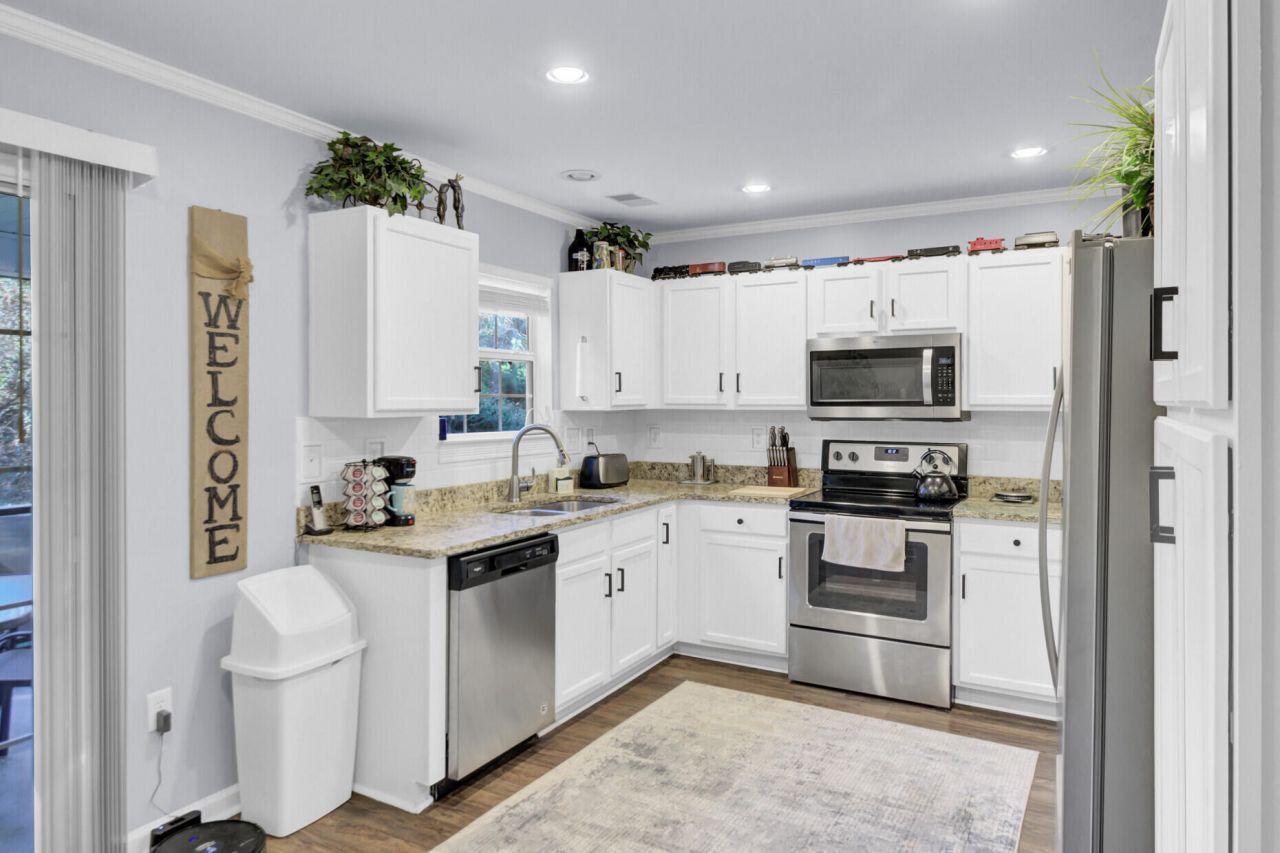 1129 River Bay Lane Photo 13