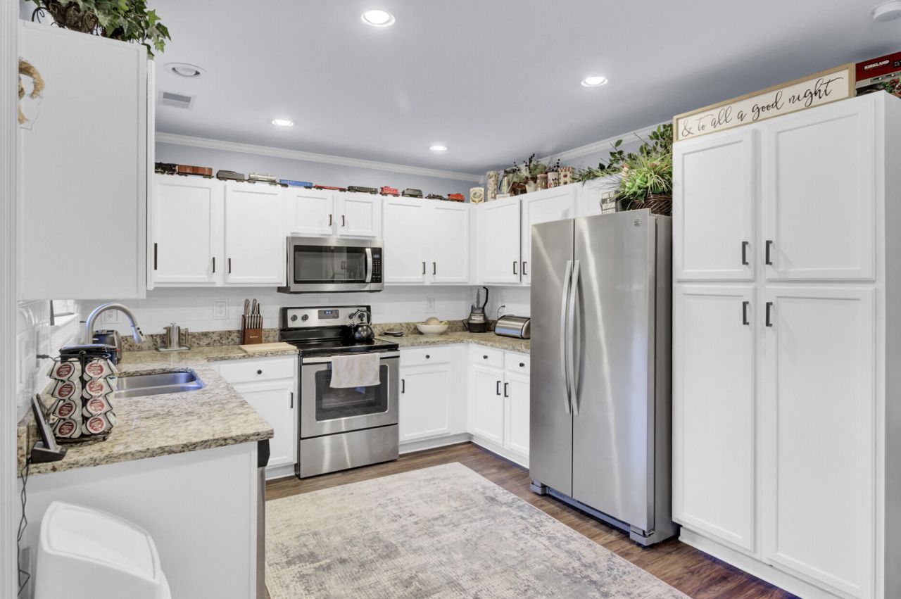 1129 River Bay Lane Photo 15