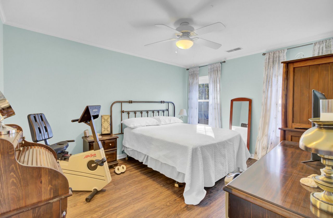 1129 River Bay Lane Photo 20