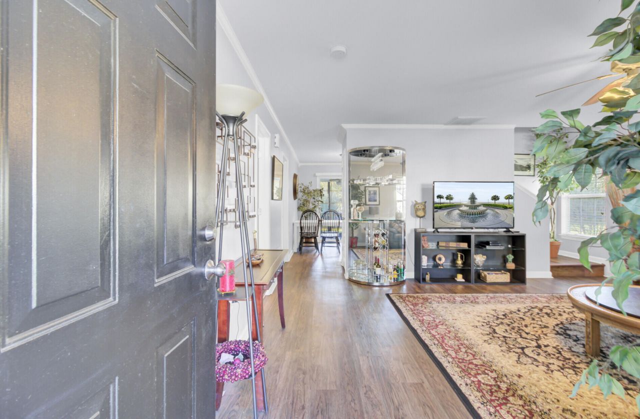 1129 River Bay Lane Photo 6