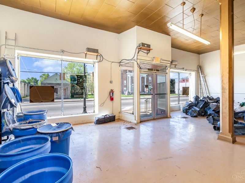 222 W Plane Street, Bethel, OH 45106 Photo 5