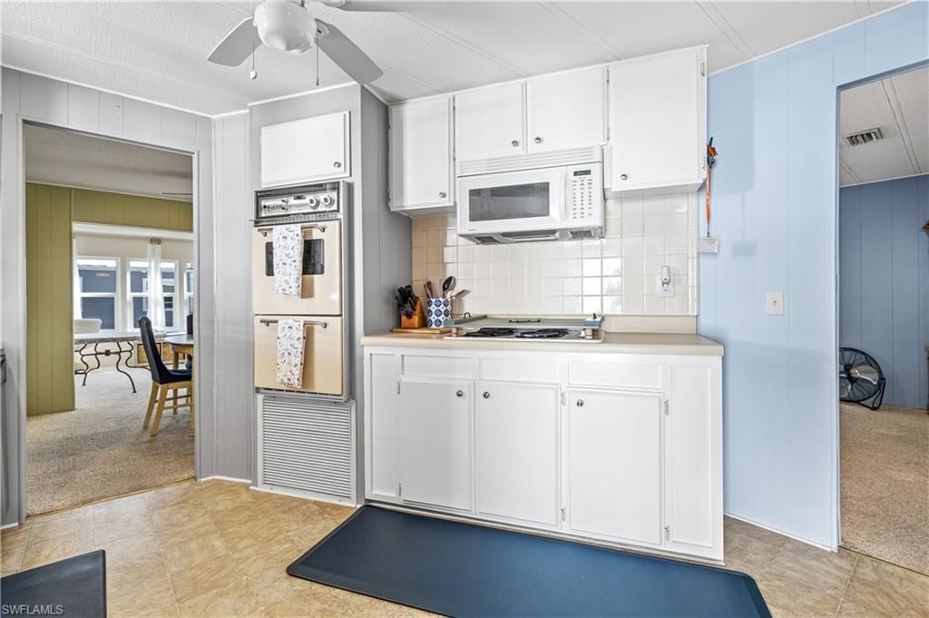 16033 Hibiscus Way, North Fort Myers, FL 33903 Photo