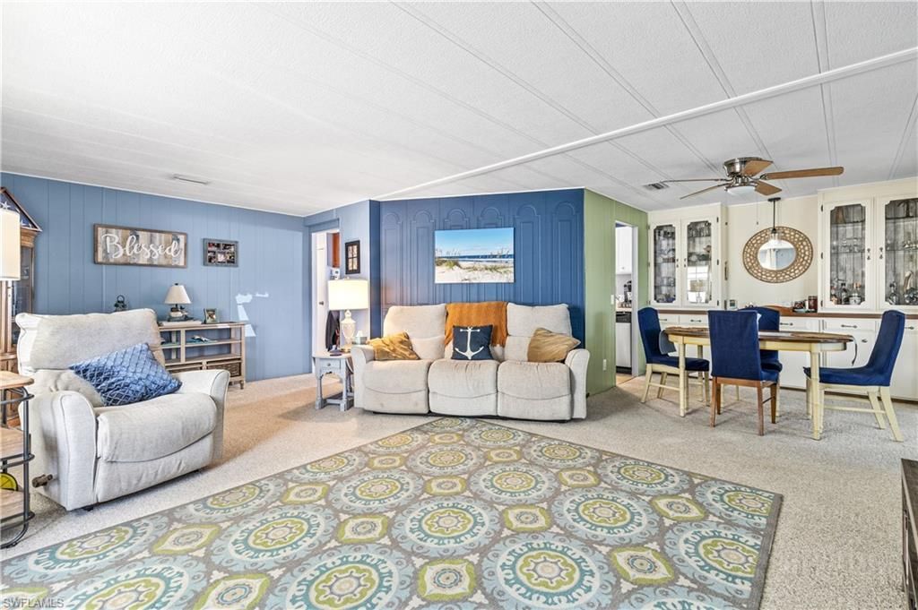 16033 Hibiscus Way, North Fort Myers, FL 33903 Photo