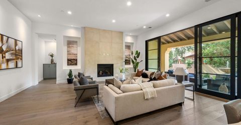 741 Estates Dr, Sacramento, CA 95864 Photo