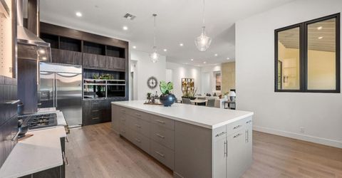 741 Estates Dr, Sacramento, CA 95864 Photo