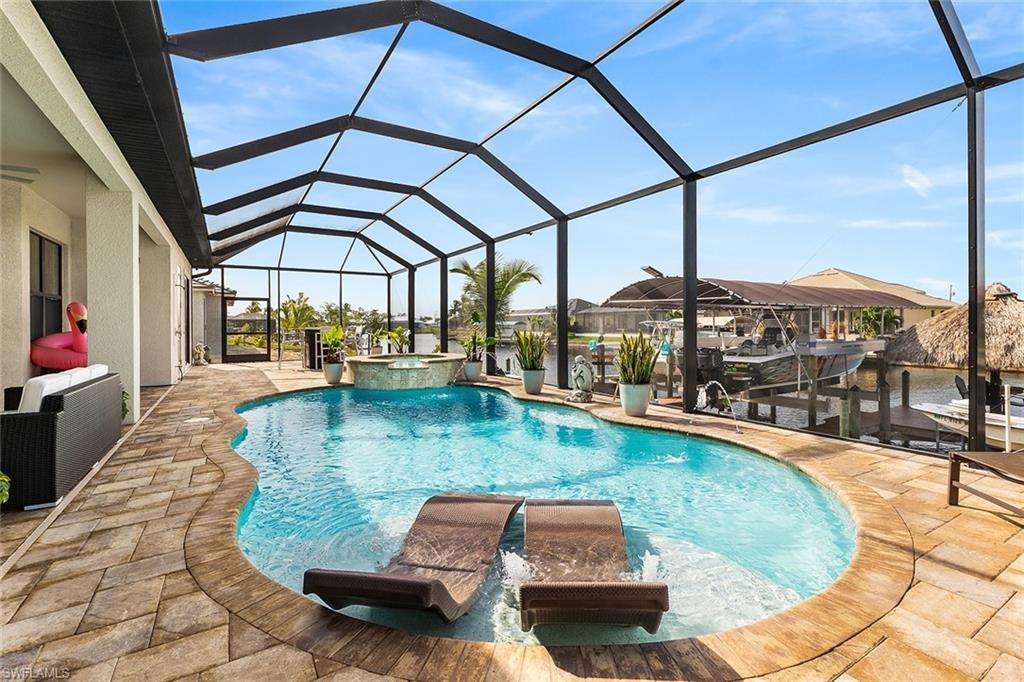 302 NW 32nd Pl, Cape Coral, FL 33993 Photo