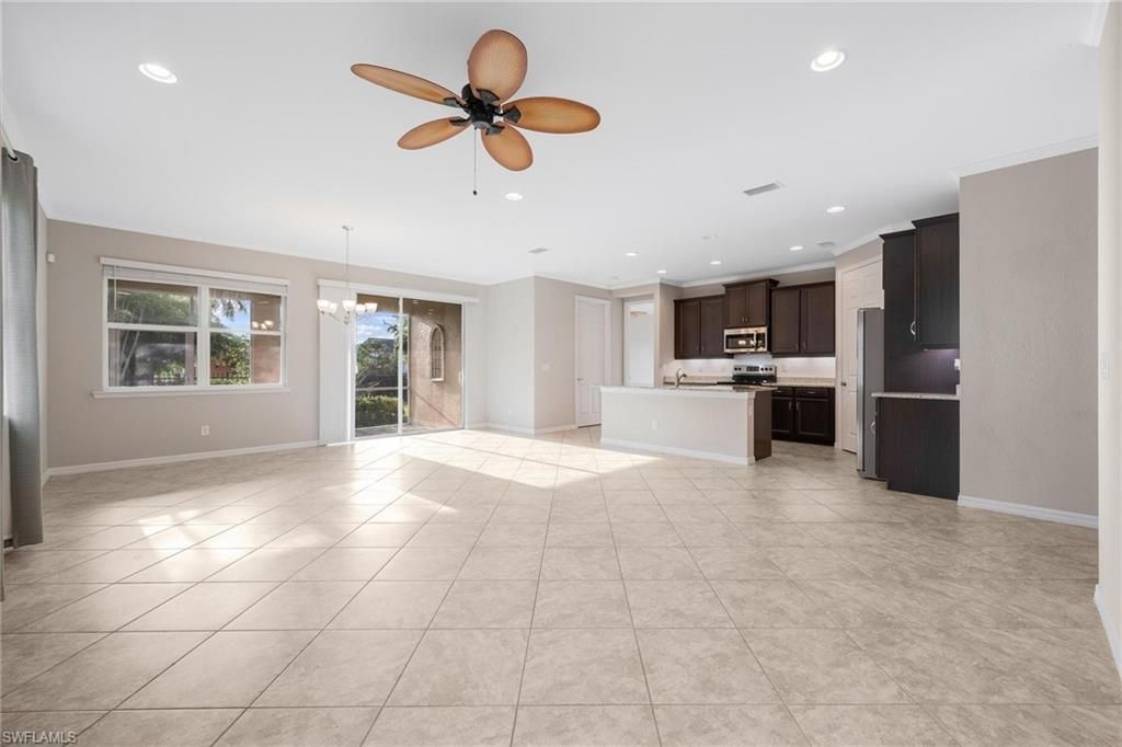 2899 Sunset Pointe Cir, Cape Coral, FL 33914 Photo