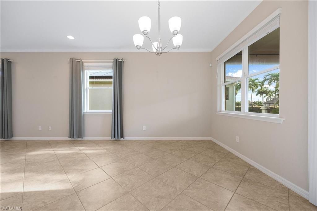2899 Sunset Pointe Cir, Cape Coral, FL 33914 Photo