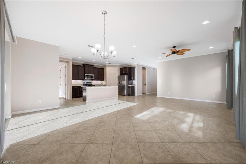 2899 Sunset Pointe Cir, Cape Coral, FL 33914 Photo