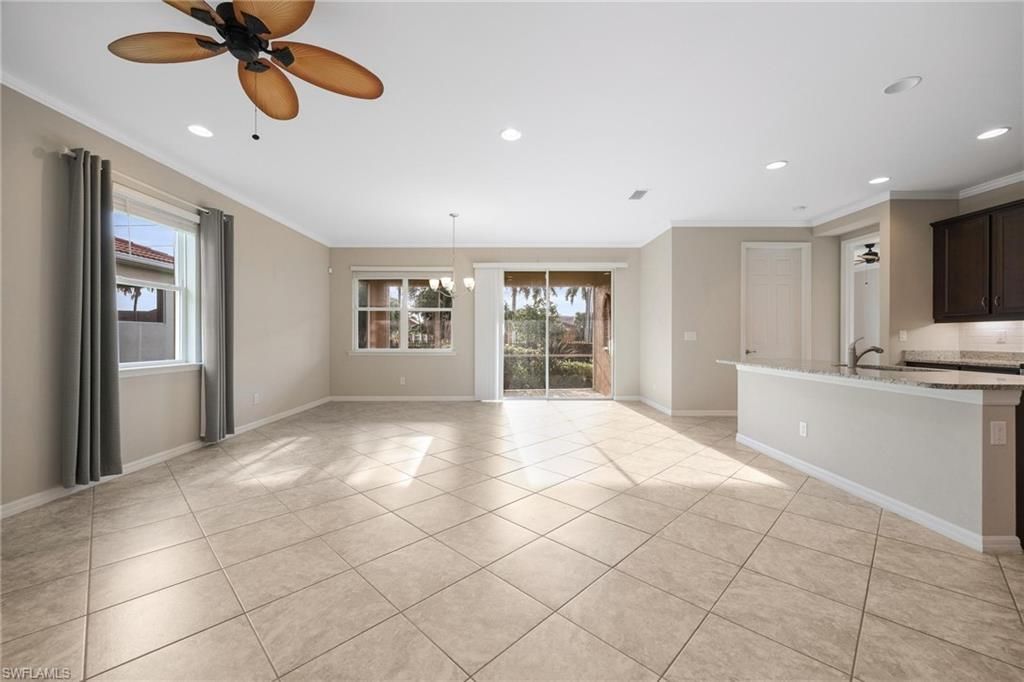 2899 Sunset Pointe Cir, Cape Coral, FL 33914 Photo