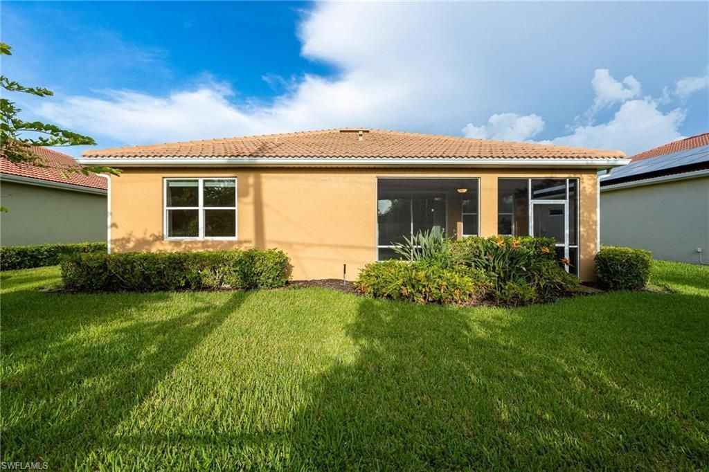 2899 Sunset Pointe Cir, Cape Coral, FL 33914 Photo