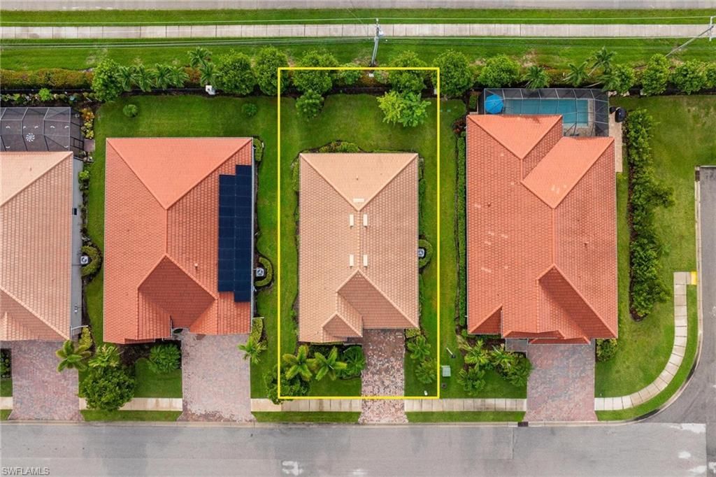 2899 Sunset Pointe Cir, Cape Coral, FL 33914 Photo