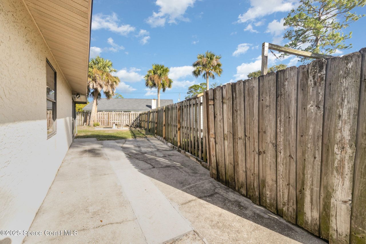 7065 Bright Avenue, Cocoa, FL 32927 Photo