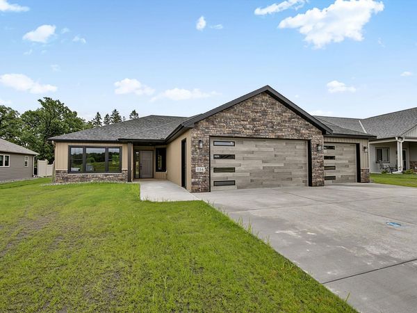 1116 Lanigan Way SW, Saint Joseph, MN 56374