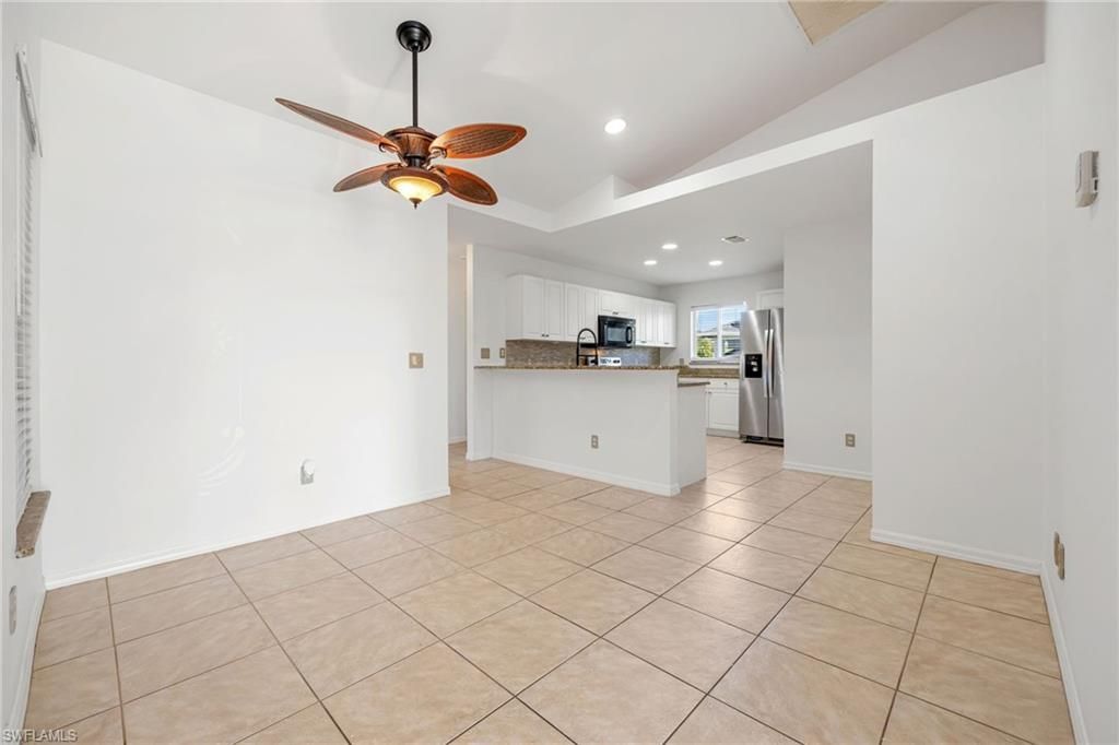 2107 SW 12th Ter, Cape Coral, FL 33991 Photo