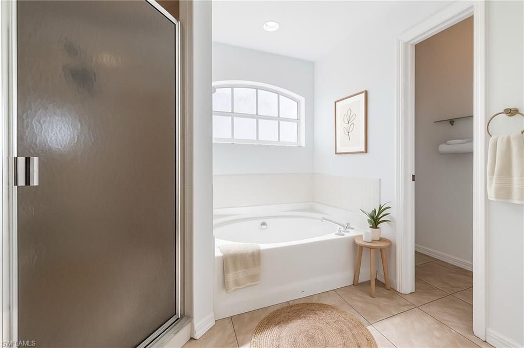 2107 SW 12th Ter, Cape Coral, FL 33991 Photo