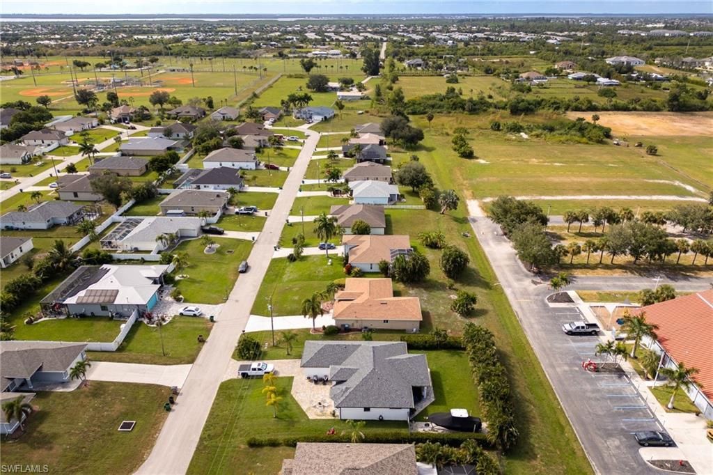 2107 SW 12th Ter, Cape Coral, FL 33991 Photo