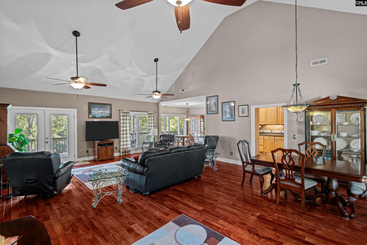 2210 Lake Road  Photo 9