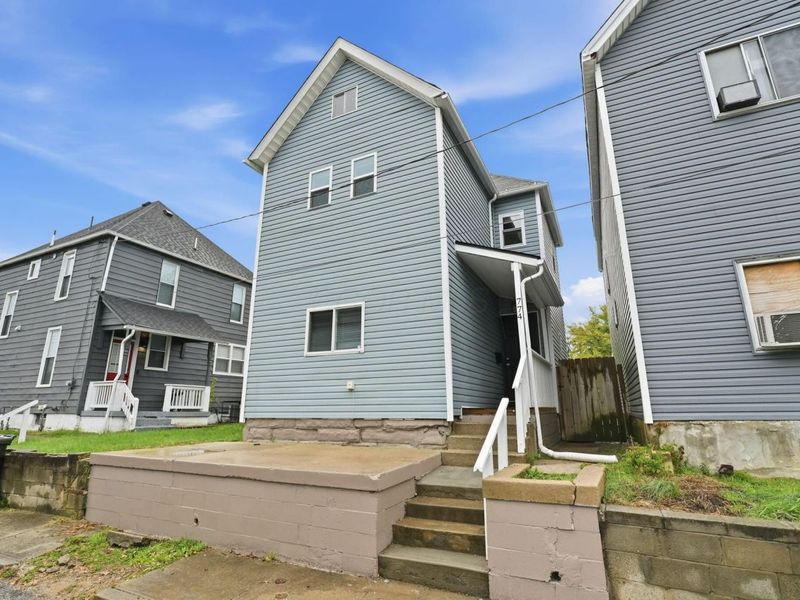 774 Buckingham Street, Columbus, OH 43203 Photo 1