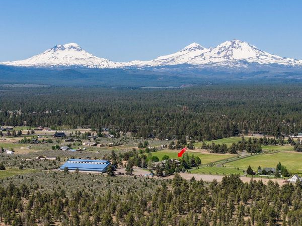 67480 Cloverdale Road, Bend, OR 97703