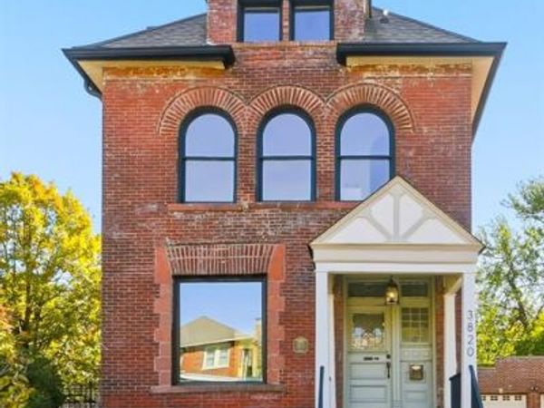 3820 Shaw Boulevard, St Louis, MO 63110