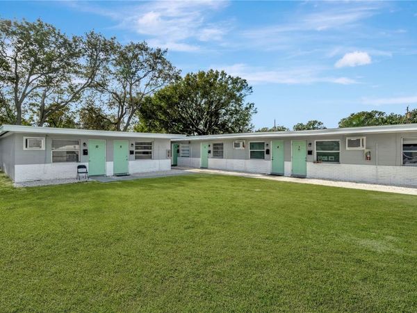 6701 S WEST SHORE BOULEVARD, Unit 8, TAMPA, FL 33616