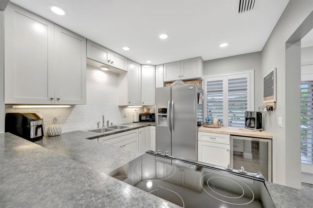 4110 Catalina Drive, Bradenton, FL 34210 Photo