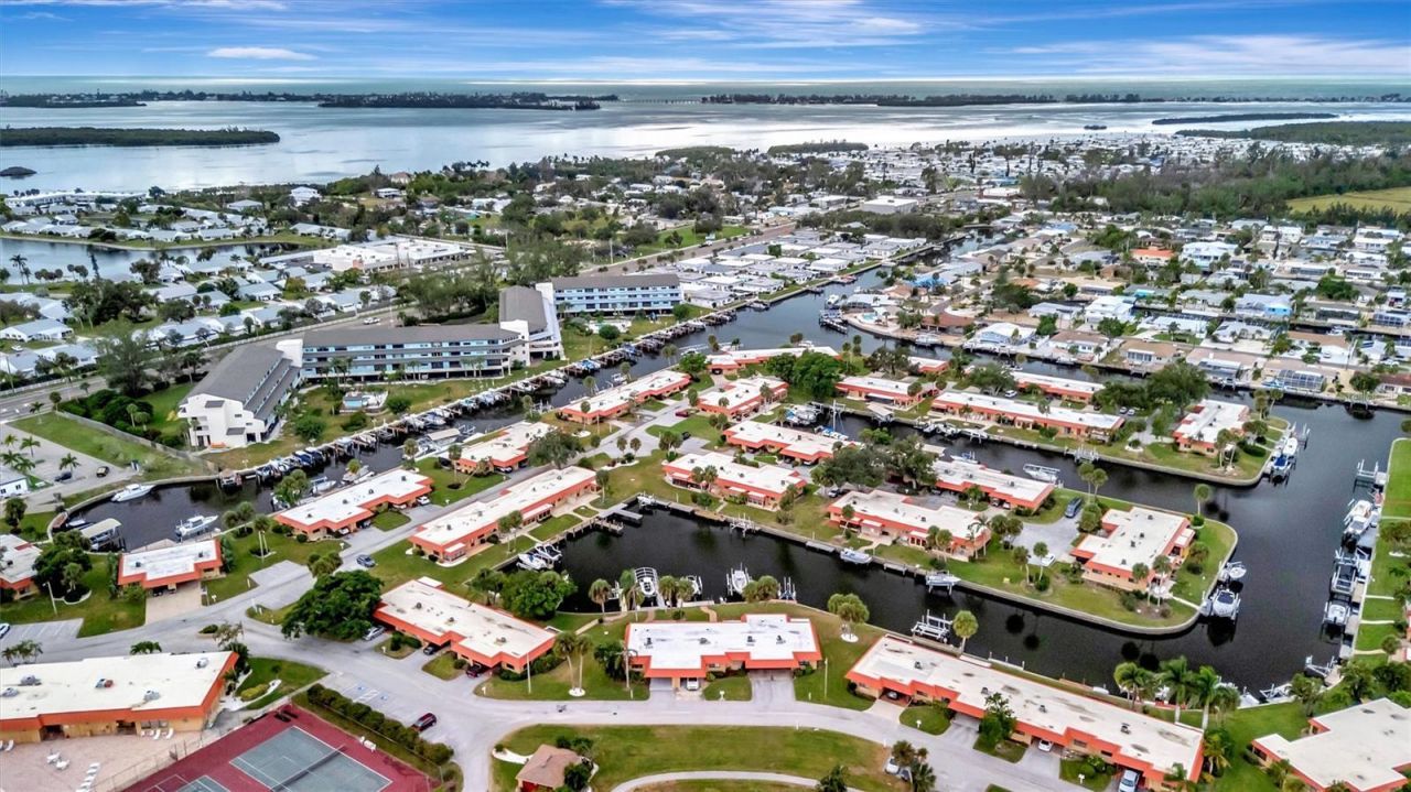 4110 Catalina Drive, Bradenton, FL 34210 Photo