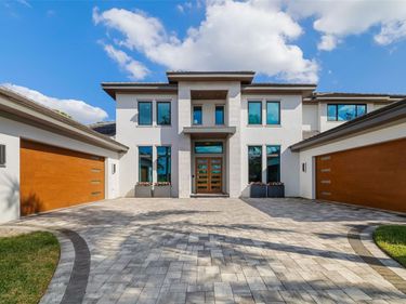 3236 FOUNDERS CLUB DRIVE, SARASOTA, FL 34240