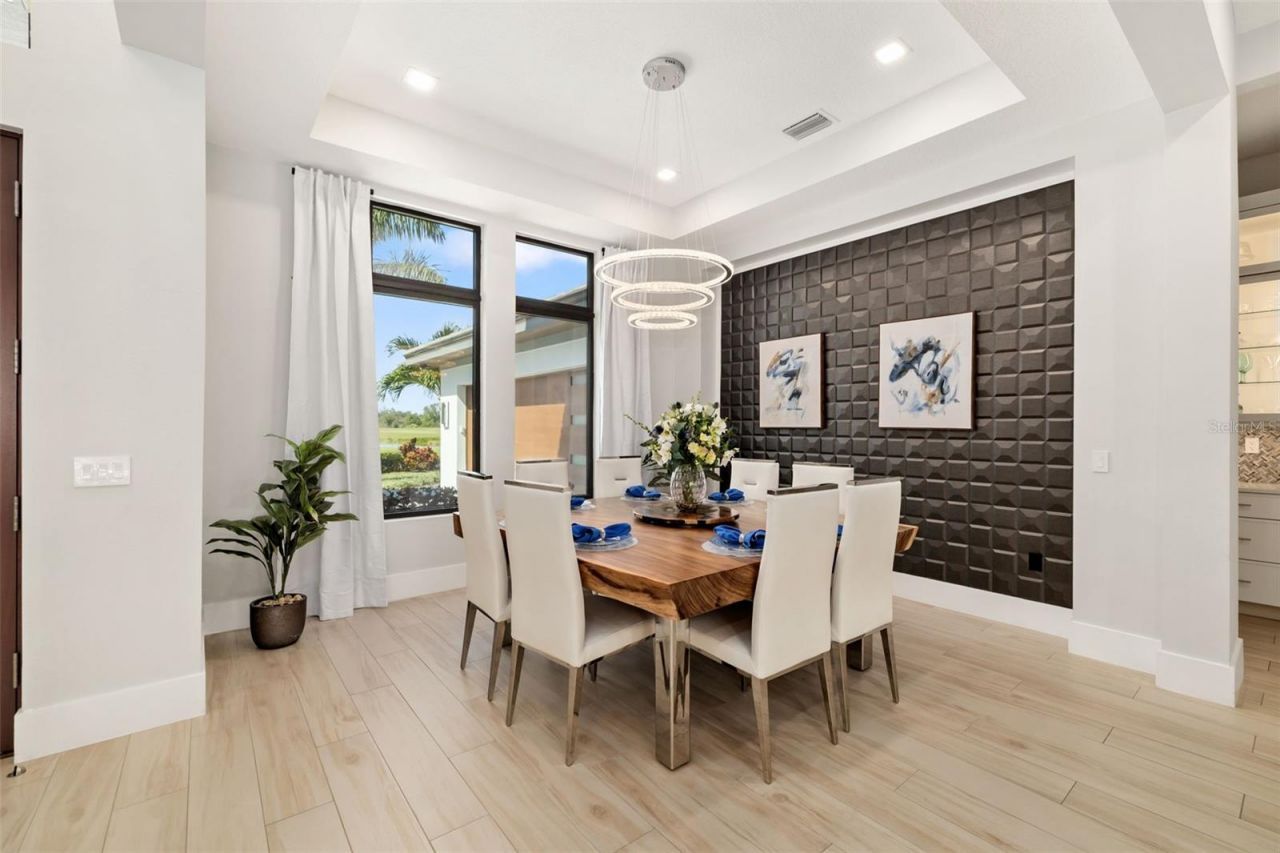 3236 Founders Club Drive, Sarasota, FL 34240 Photo