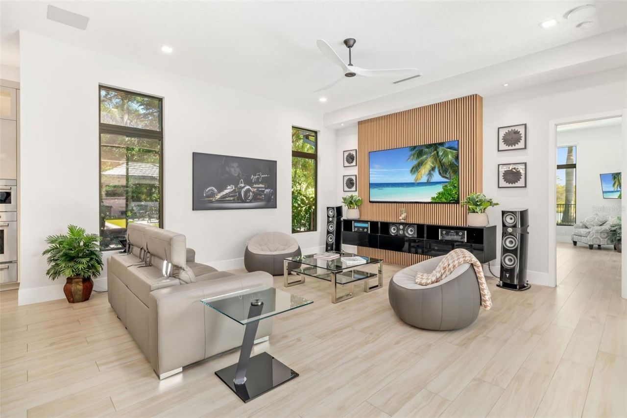 3236 Founders Club Drive, Sarasota, FL 34240 Photo