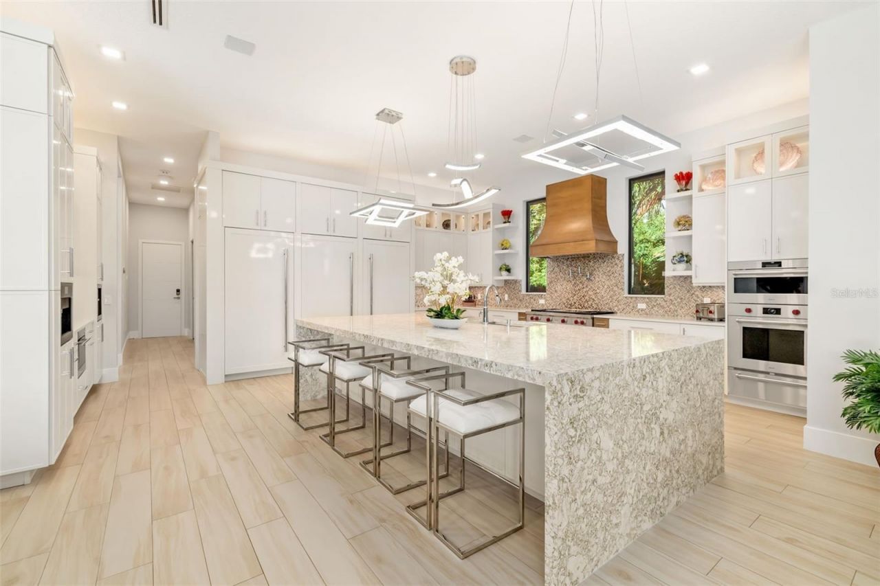 3236 Founders Club Drive, Sarasota, FL 34240 Photo