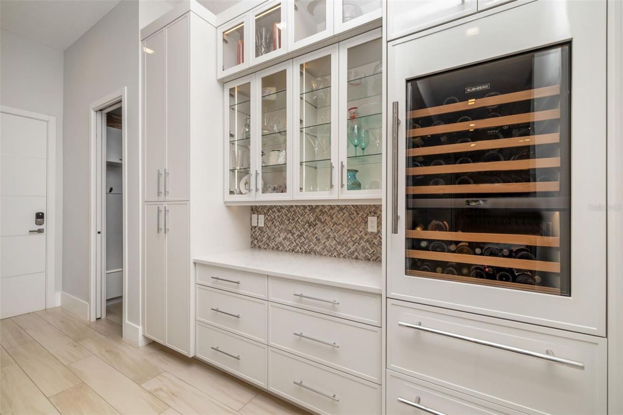 3236 Founders Club Drive, Sarasota, FL 34240 Photo