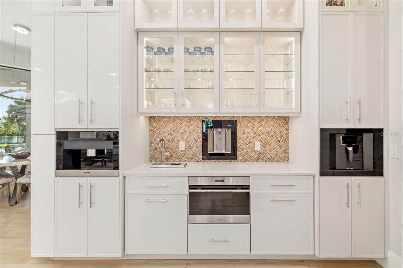 3236 Founders Club Drive, Sarasota, FL 34240 Photo