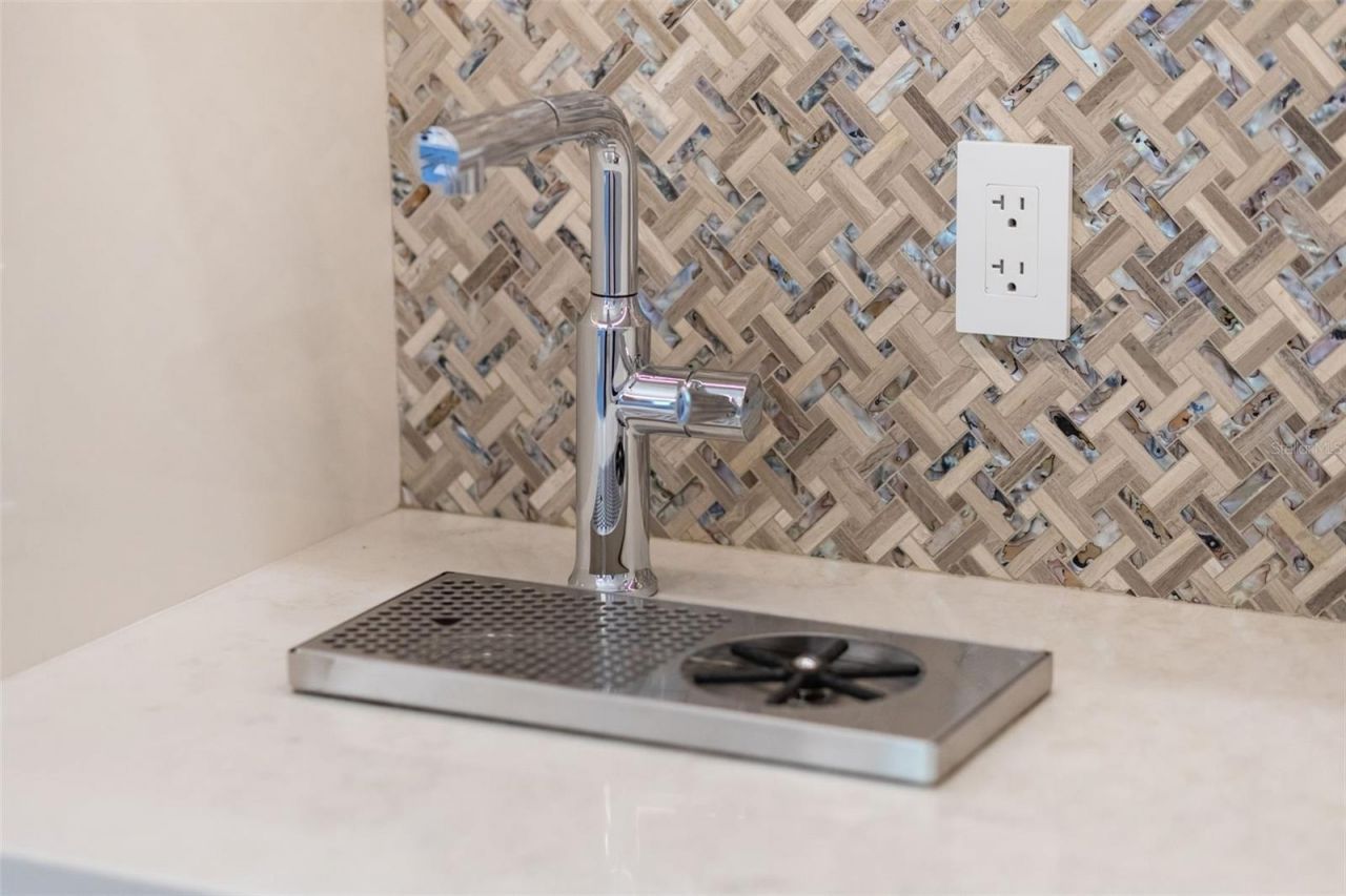 3236 Founders Club Drive, Sarasota, FL 34240 Photo