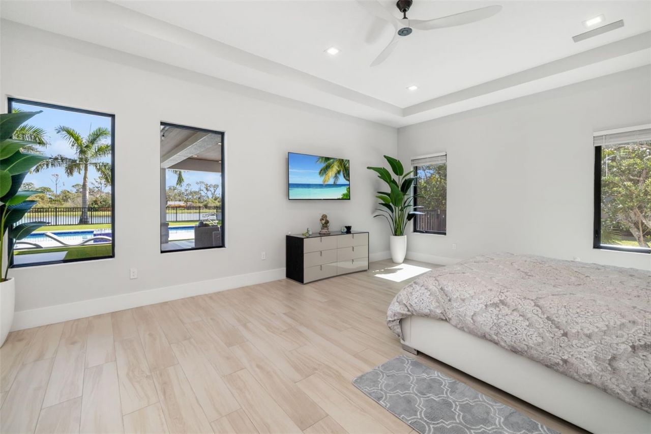 3236 Founders Club Drive, Sarasota, FL 34240 Photo