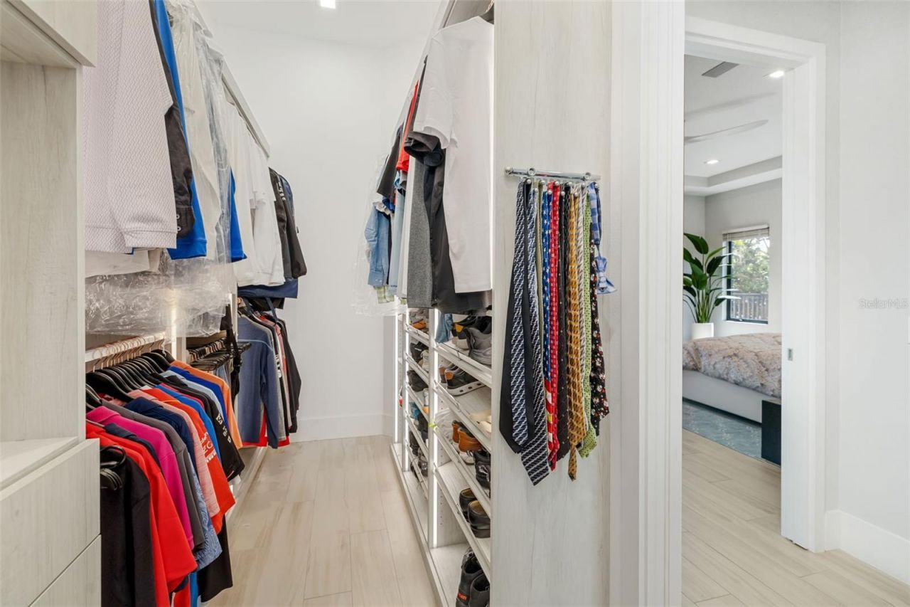 3236 Founders Club Drive, Sarasota, FL 34240 Photo