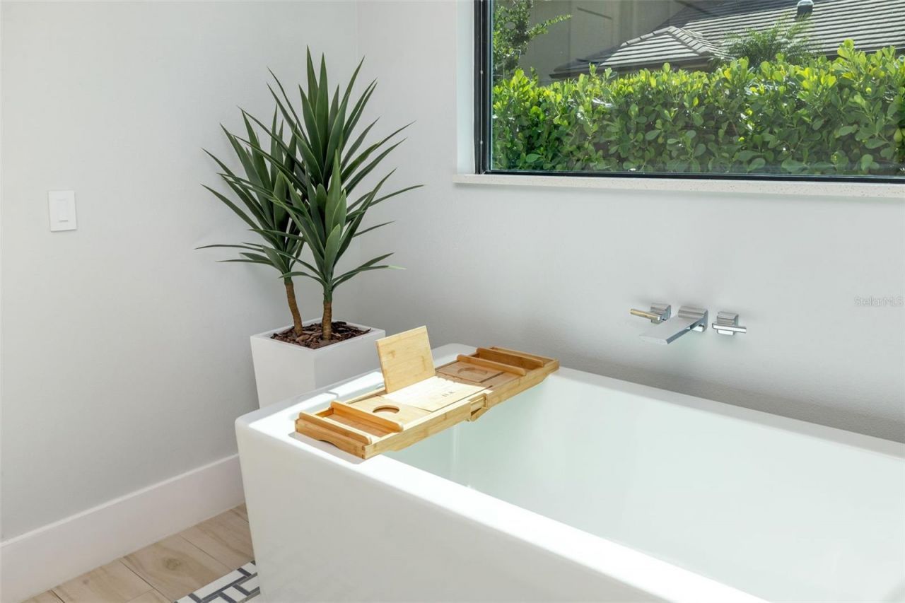 3236 Founders Club Drive, Sarasota, FL 34240 Photo