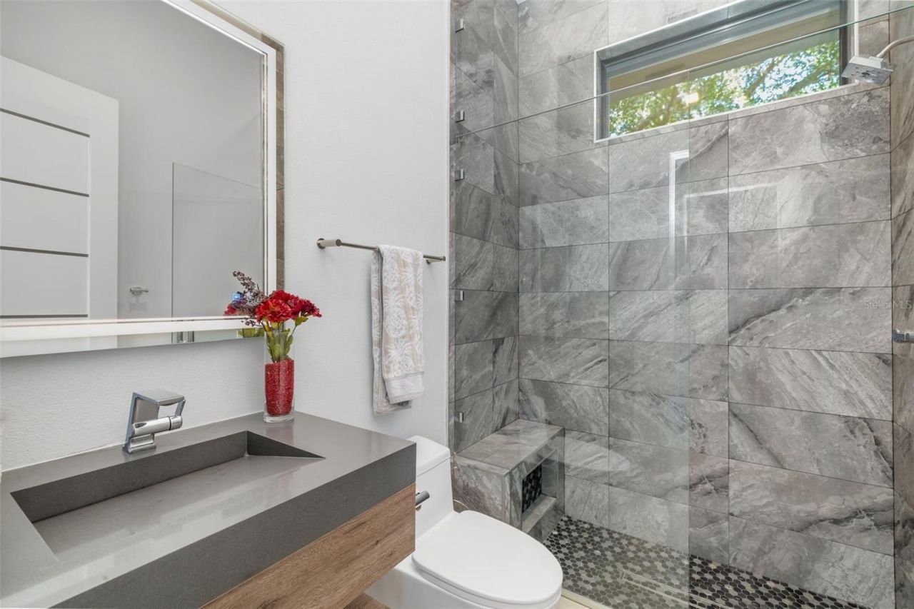 3236 Founders Club Drive, Sarasota, FL 34240 Photo