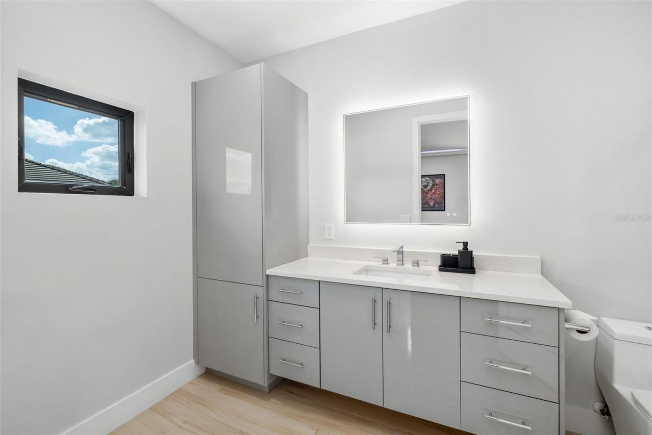 3236 Founders Club Drive, Sarasota, FL 34240 Photo